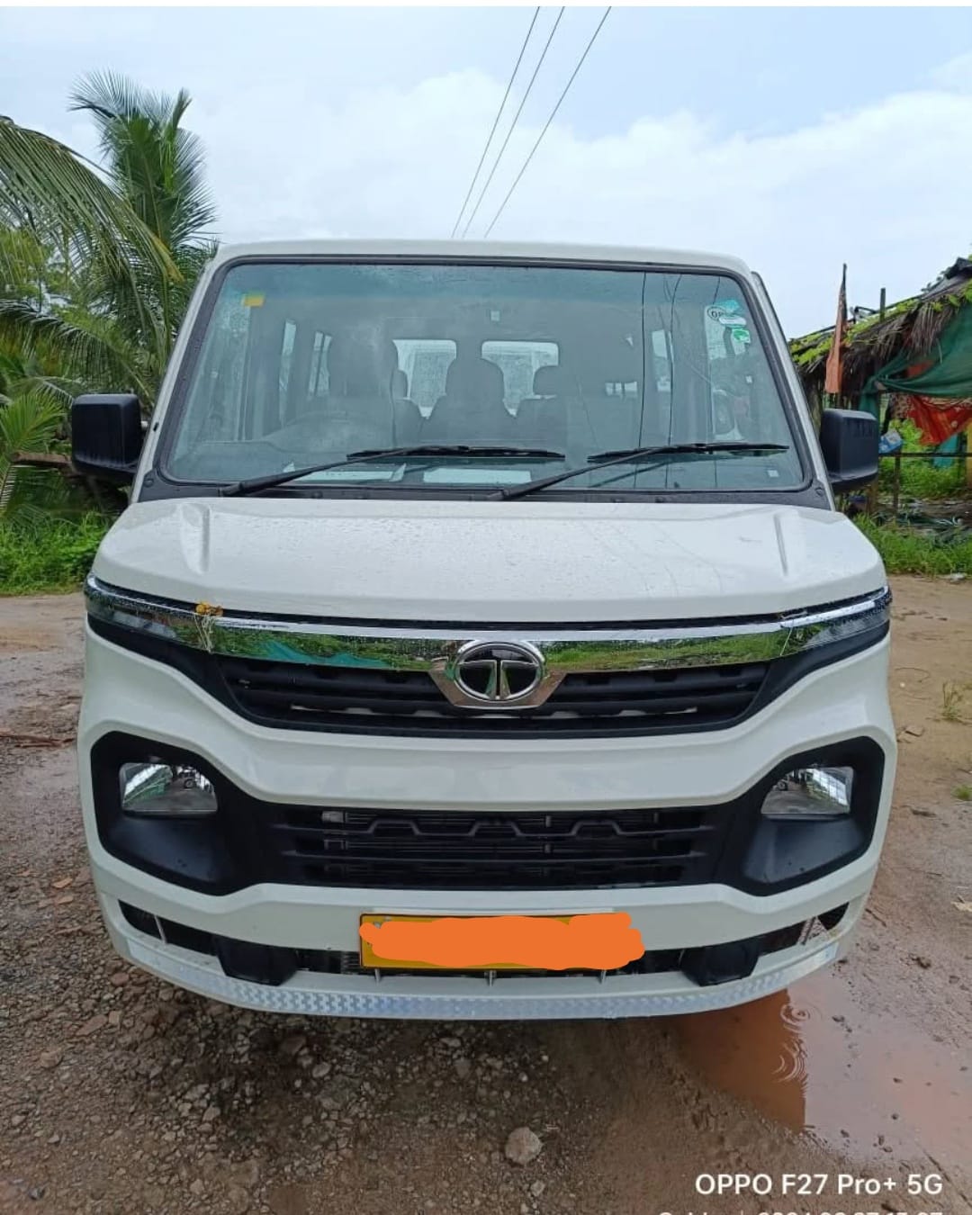 Tempo Traveller